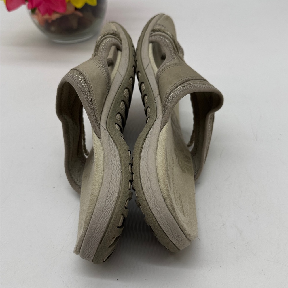 Merrell Taupe Toe Loop Sandals Size 7 MR9240A - Picture 4 of 7
